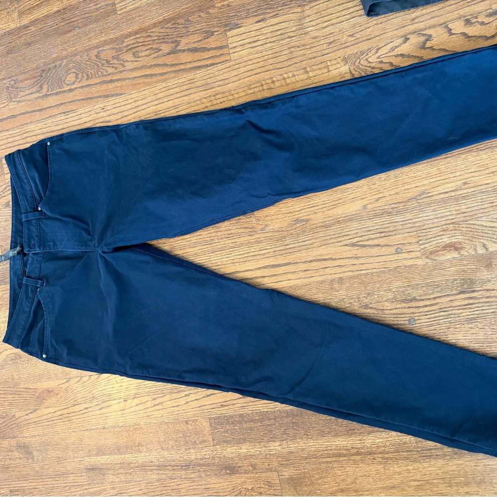 Men’s slim fit 34-32 lulu lemon ABC